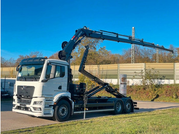 Pacēlājs ar āķi MAN TGS 26.470