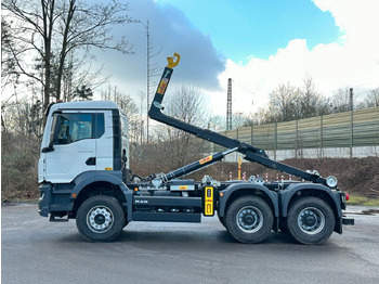 Pacēlājs ar āķi, Kravas auto ar manipulatoru MAN TGS 33.440 6x4 Euro6e Abrollkipper Hyva: foto 3