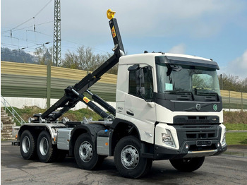 Pacēlājs ar āķi VOLVO FMX 460