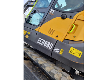 Kāpurķēžu ekskavators VOLVO ECR88D