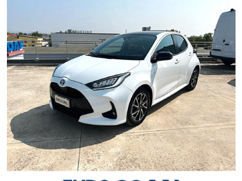 Sedans TOYOTA