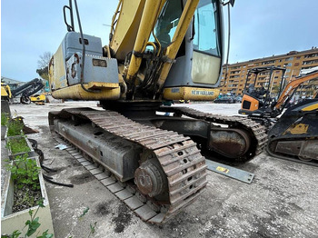 Ekskavators NEW HOLLAND E215B