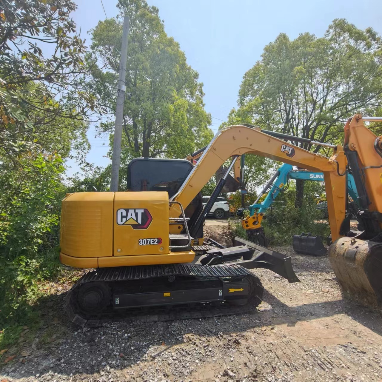Mini-ekskavators CATERPILLAR 307