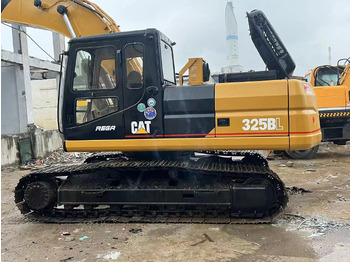 Kāpurķēžu ekskavators CATERPILLAR 325BL