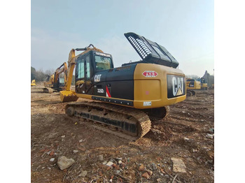Kāpurķēžu ekskavators CATERPILLAR 326D