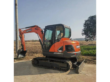 Mini-ekskavators DOOSAN DX60