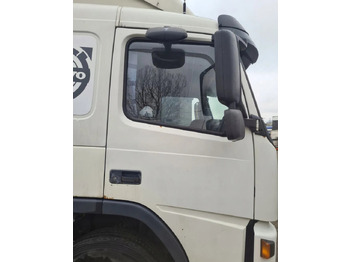 Durvis un rezerves daļas VOLVO FM9