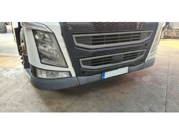 Buferis - Kravas automašīna VOLVO KOMPLETNY PRZÓD LAMPA ATRAPA GRILL BELKA FH 4 EURO 6: foto 4