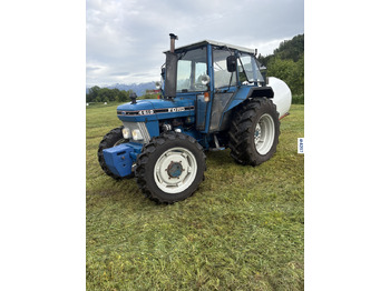 Traktors FORD