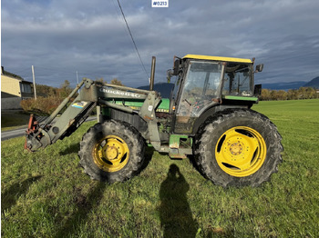 Traktors JOHN DEERE 2850