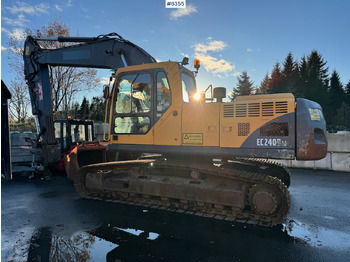 Ekskavators VOLVO EC240BNLC