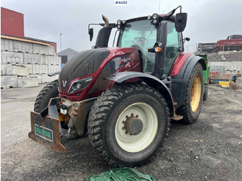 Traktors VALTRA T234