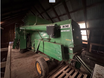 Labības kombains Volvo BM Aktiv 800 combine harvester: foto 4 Labības kombains Volvo BM Aktiv 800 combine harvester: foto 4