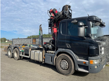 Pacēlājs ar āķi SCANIA P 400