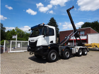 Pacēlājs ar āķi IVECO X-WAY