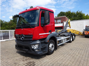 Pacēlājs ar āķi MERCEDES-BENZ Antos 2532