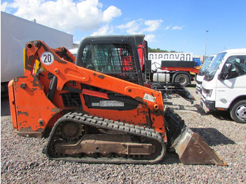 Kompaktiekrāvējs BOBCAT T590
