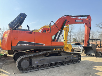 Kāpurķēžu ekskavators DOOSAN DX300
