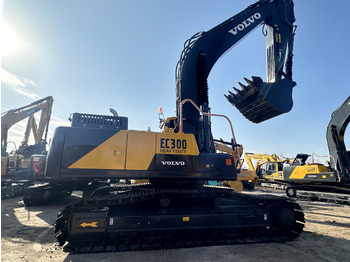 Kāpurķēžu ekskavators VOLVO EC300DL