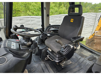 Ekskavators-iekrāvējs JCB: foto 3