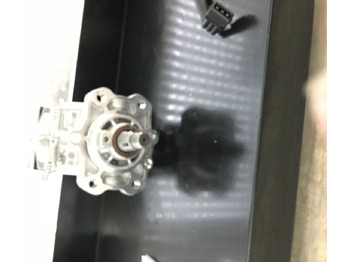 Jaunā Degvielas sūknis - Kravas automašīna Bosch 2018 51111037611 MAN: foto 3 Jaunā Degvielas sūknis - Kravas automašīna Bosch 2018 51111037611 MAN: foto 3