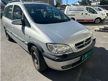 Vieglā automašīna OPEL