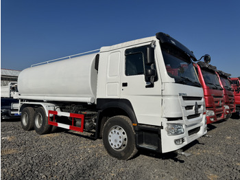 Autocisterna SINOTRUK HOWO