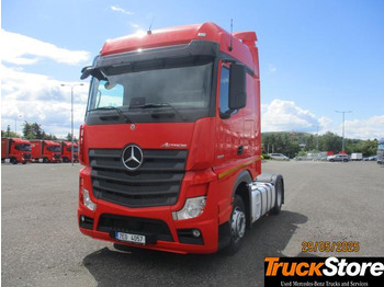 Vilcējs MERCEDES-BENZ Actros 1845