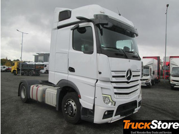 Vilcējs MERCEDES-BENZ Actros 1845