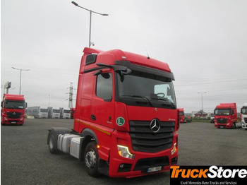 Vilcējs MERCEDES-BENZ Actros 1845