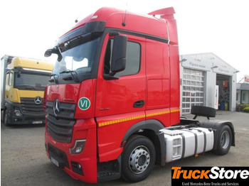 Vilcējs MERCEDES-BENZ Actros 1845