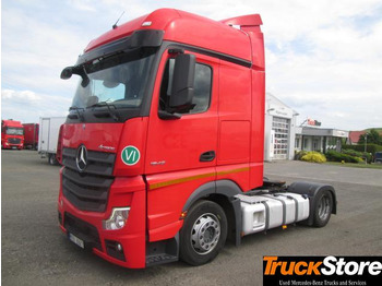 Vilcējs MERCEDES-BENZ Actros 1845