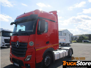 Vilcējs MERCEDES-BENZ Actros 1845