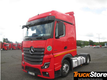 Vilcējs MERCEDES-BENZ Actros 1845