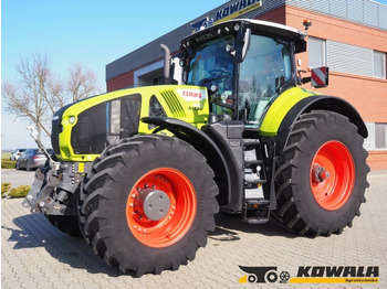 Traktors CLAAS Axion 920