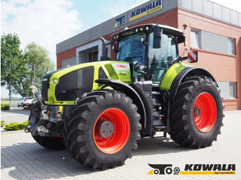Traktors CLAAS Axion 920