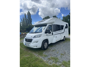 Daļēji integrētais kemperis ADRIA Matrix 670 SL