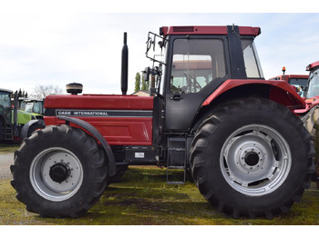 Traktors CASE IH 1455XL
