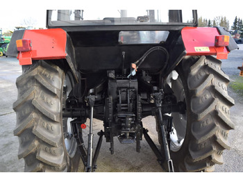 Traktors Case-IH 840: foto 4