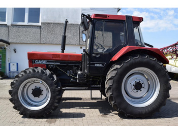 Traktors CASE IH 956XL