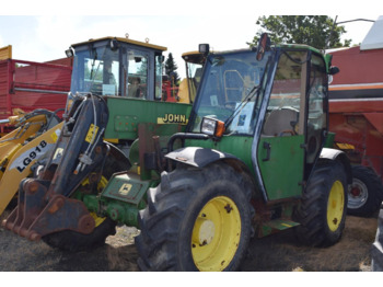 Teleskopiskais iekrāvējs JOHN DEERE