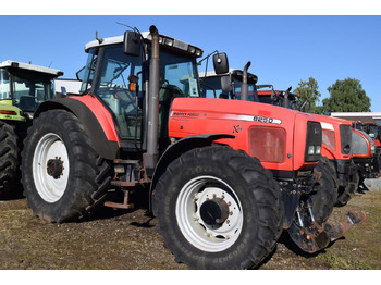 Traktors MASSEY FERGUSON 8250