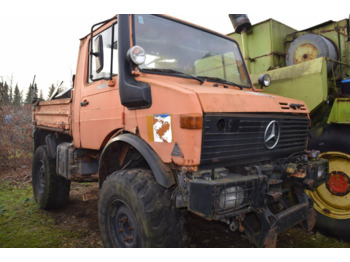 Traktors MERCEDES-BENZ