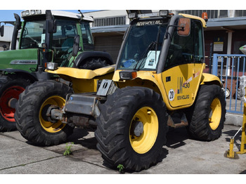 Teleskopiskais iekrāvējs NEW HOLLAND