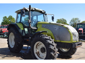 Traktors VALTRA T120