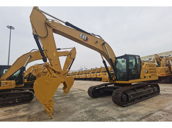 Jaunā Kāpurķēžu ekskavators CAT 330GC: foto 2