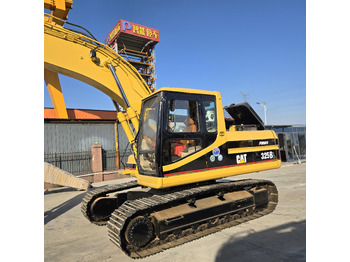 Kāpurķēžu ekskavators CATERPILLAR 325B: foto 5
