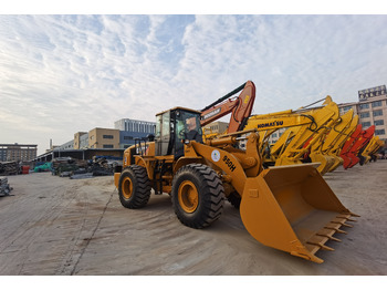 Riteņu iekrāvējs CATERPILLAR 950H