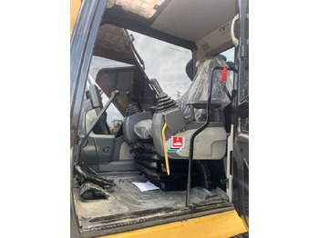 Kāpurķēžu ekskavators Caterpillar 323D2L: foto 2