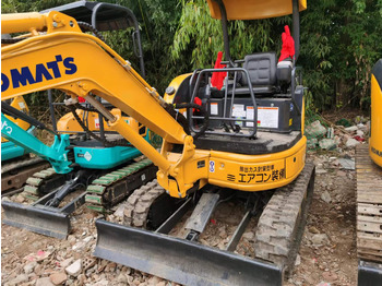 Mini-ekskavators Komatsu PC20MR: foto 2